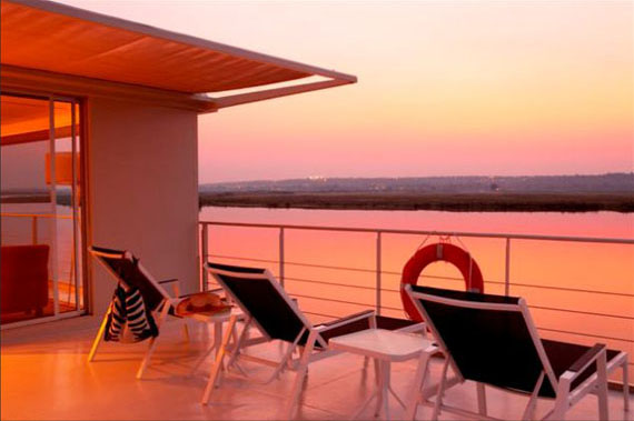 zambezi queen sun deck